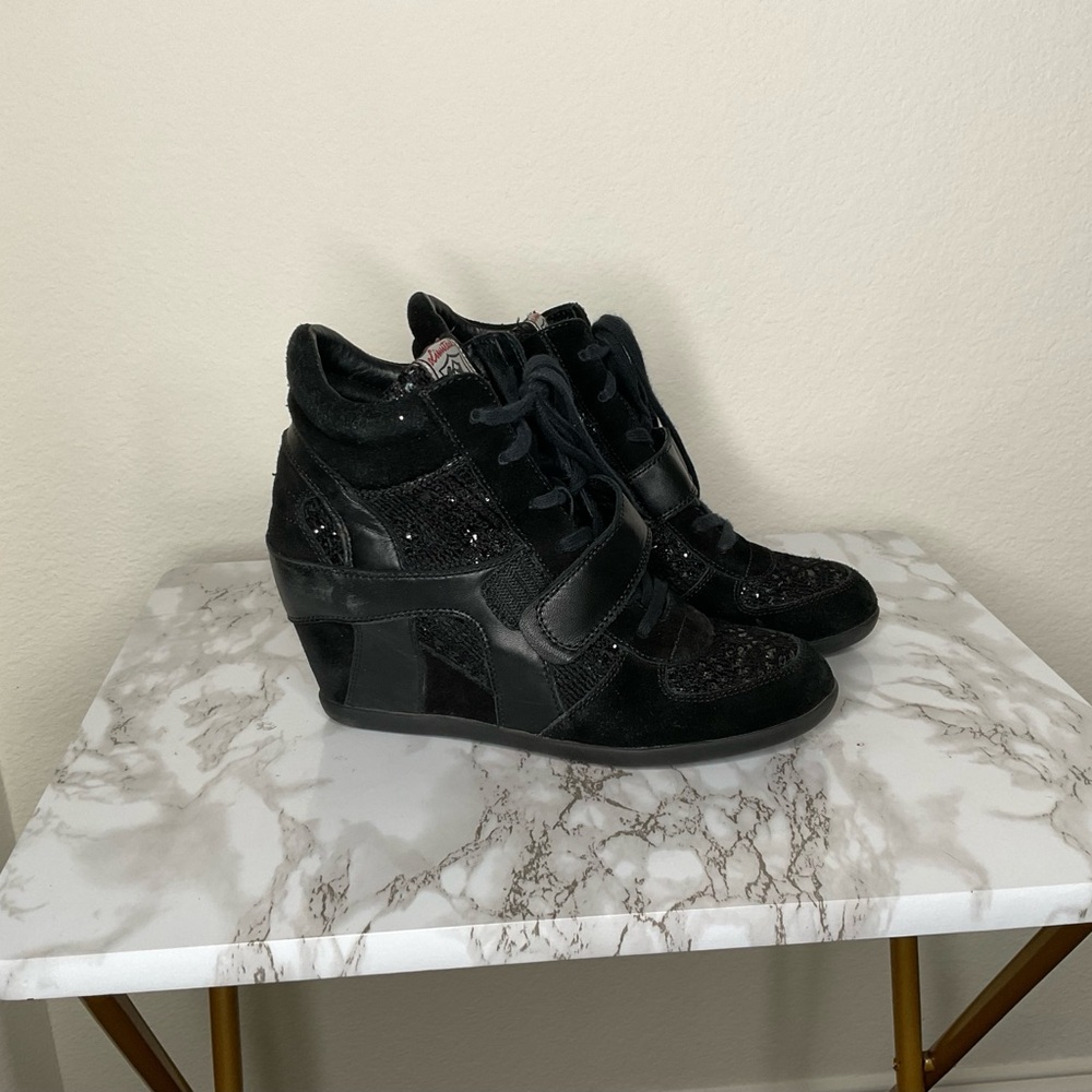 Stylish Black Wedge Sneakers